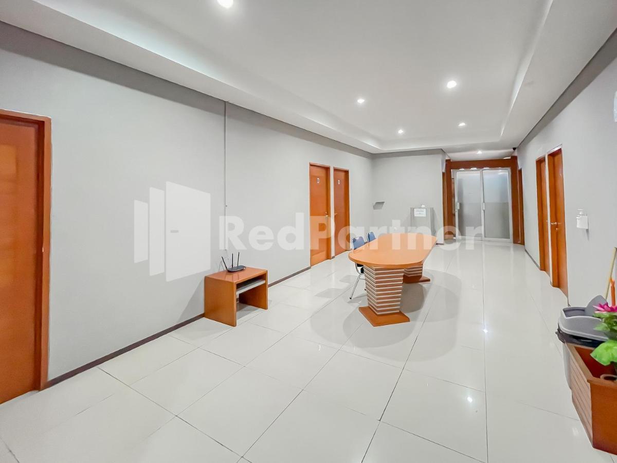 Sang Surya Guesthouse Syariah Near Rs Hasan Sadikin Mitra Reddoorz บันดุง ภายนอก รูปภาพ